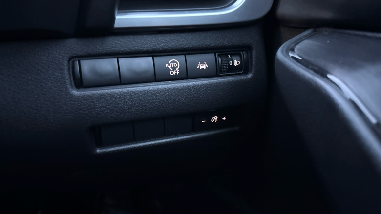 Nissan Qashqai 1.3 DiG-T MH Acenta Premium 5dr Petrol Hatchback